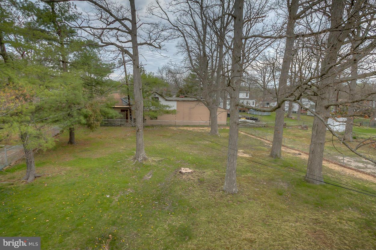 1704 Goodview Road Parkville, MD 21234 - Photo 30 of 30 Backyard