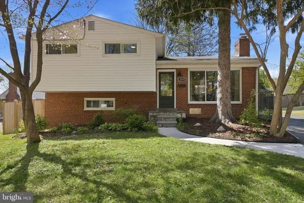 $870,000 | 3519 Plyers Mill Court, Kensington, MD 20895