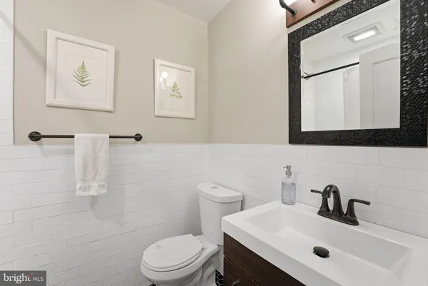 $870,000 | 3519 Plyers Mill Court, Kensington, MD 20895