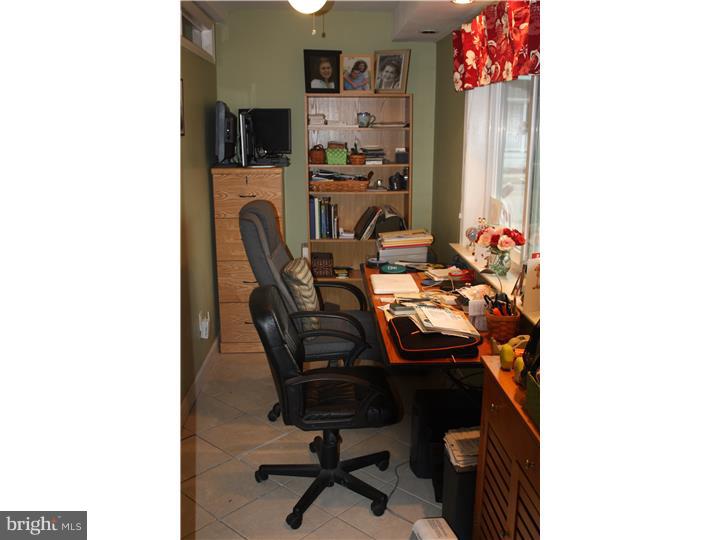 533 New Street Spring City, PA 19475 - Photo 5 of 23 a view of a workspace