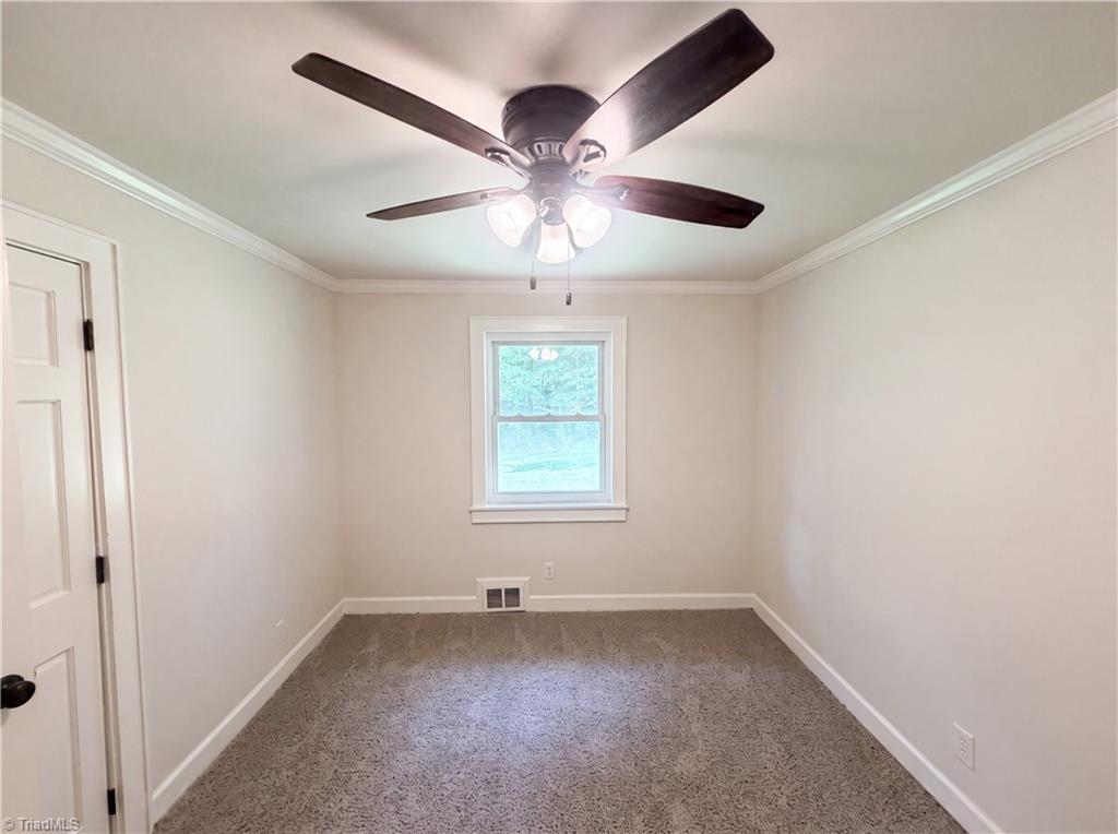 5025 Forbush Road East Bend, NC 27018 - Photo 10 of 18