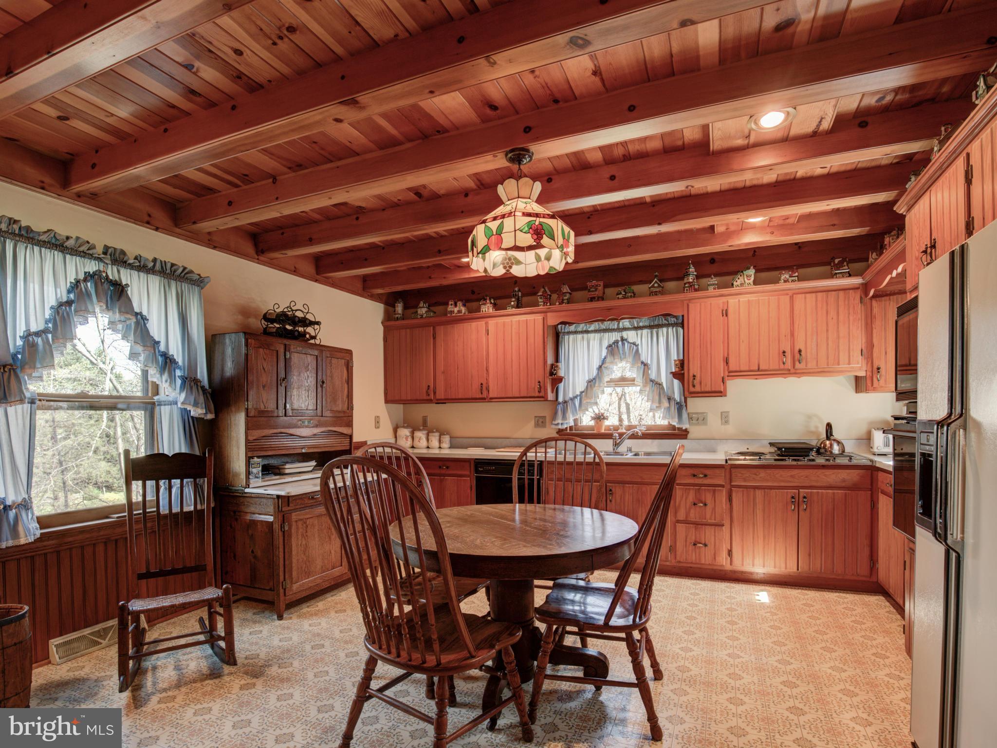 120 Longcroft Road Winchester, VA 22602 - Photo 12 of 30 Kitchen