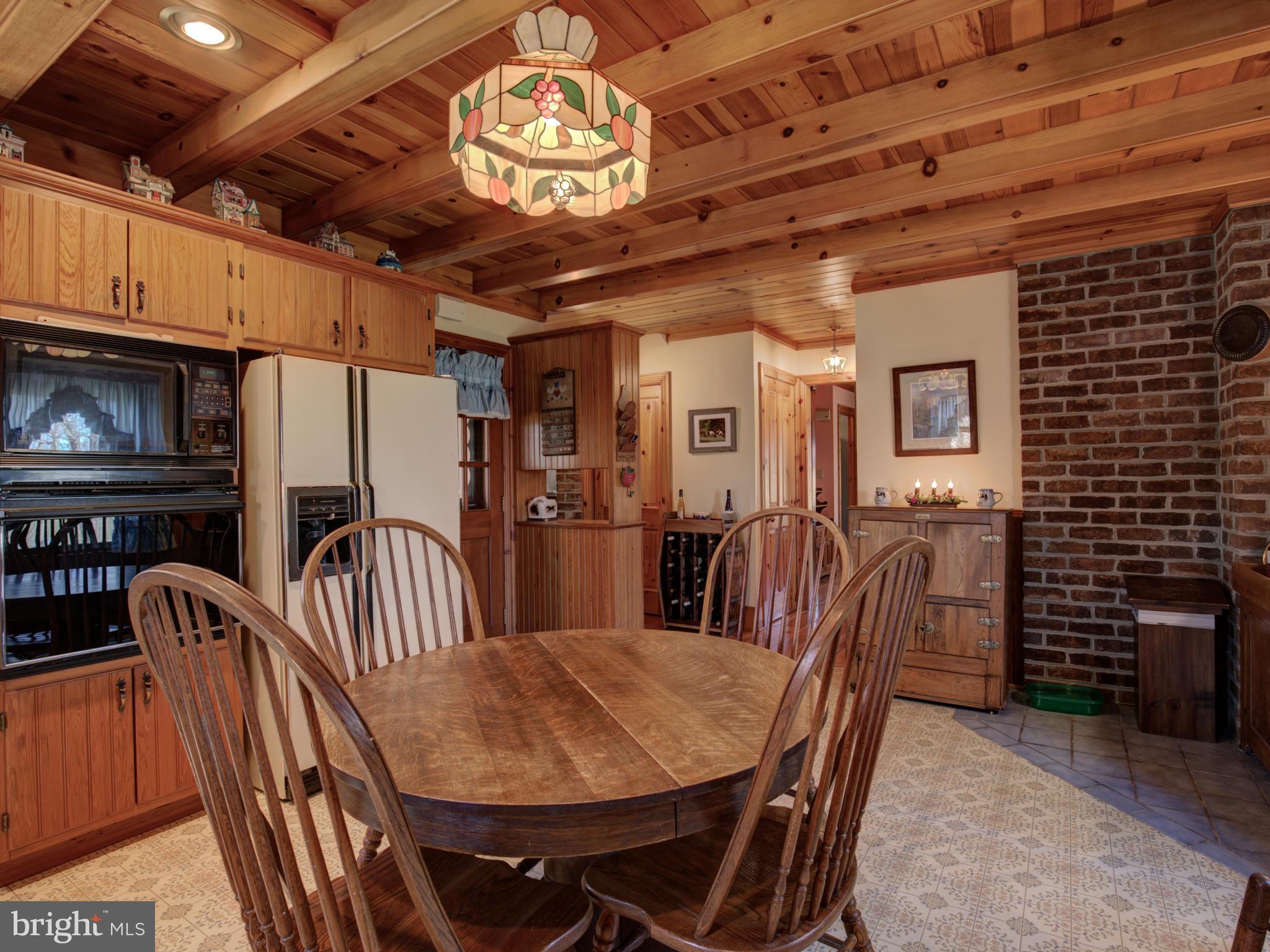 120 Longcroft Road Winchester, VA 22602 - Photo 13 of 30 Kitchen