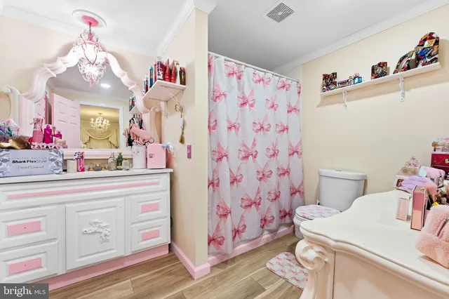 a house view with a snow