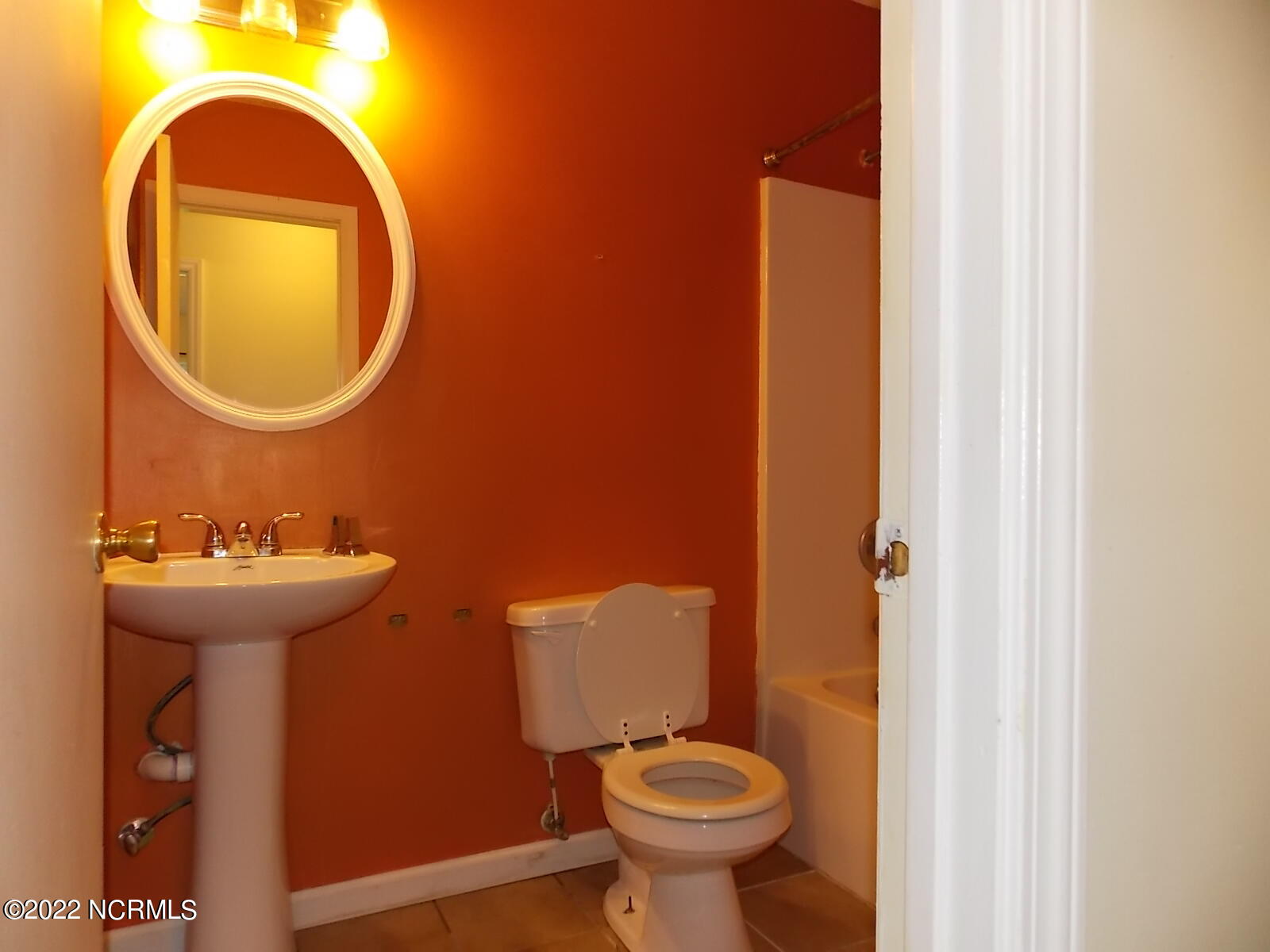 881 Sand Ridge Road Hubert, NC 28539 - Photo 13 of 25 Hall bath