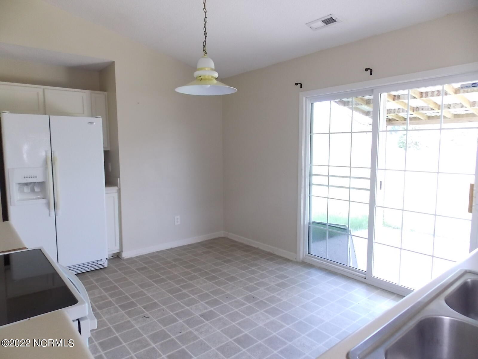 881 Sand Ridge Road Hubert, NC 28539 - Photo 9 of 25 Kitchen corner nook?