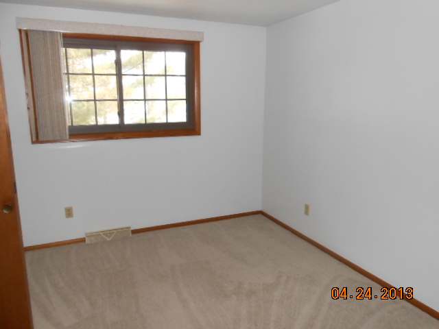 5243 Sandy Loop Rhinelander, WI 54501 - Photo 7 of 14 Gallery Image 7
