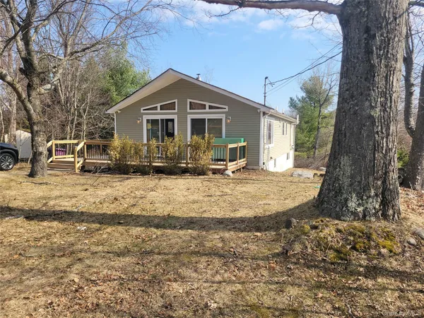 $425,000 | 30 Straight Path, Rock Hill, NY 12775