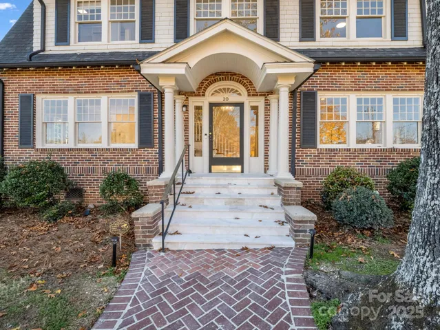 $699,900 | 20 6th Avenue Northeast, Hickory, NC 28601
