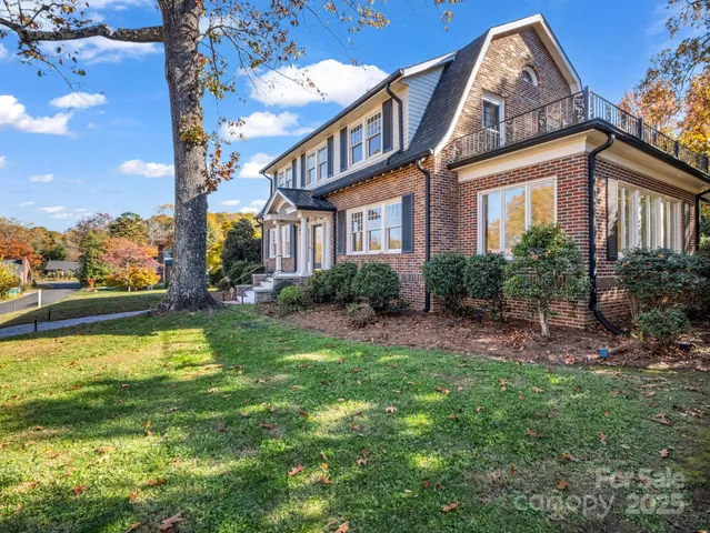 $699,900 | 20 6th Avenue Northeast, Hickory, NC 28601