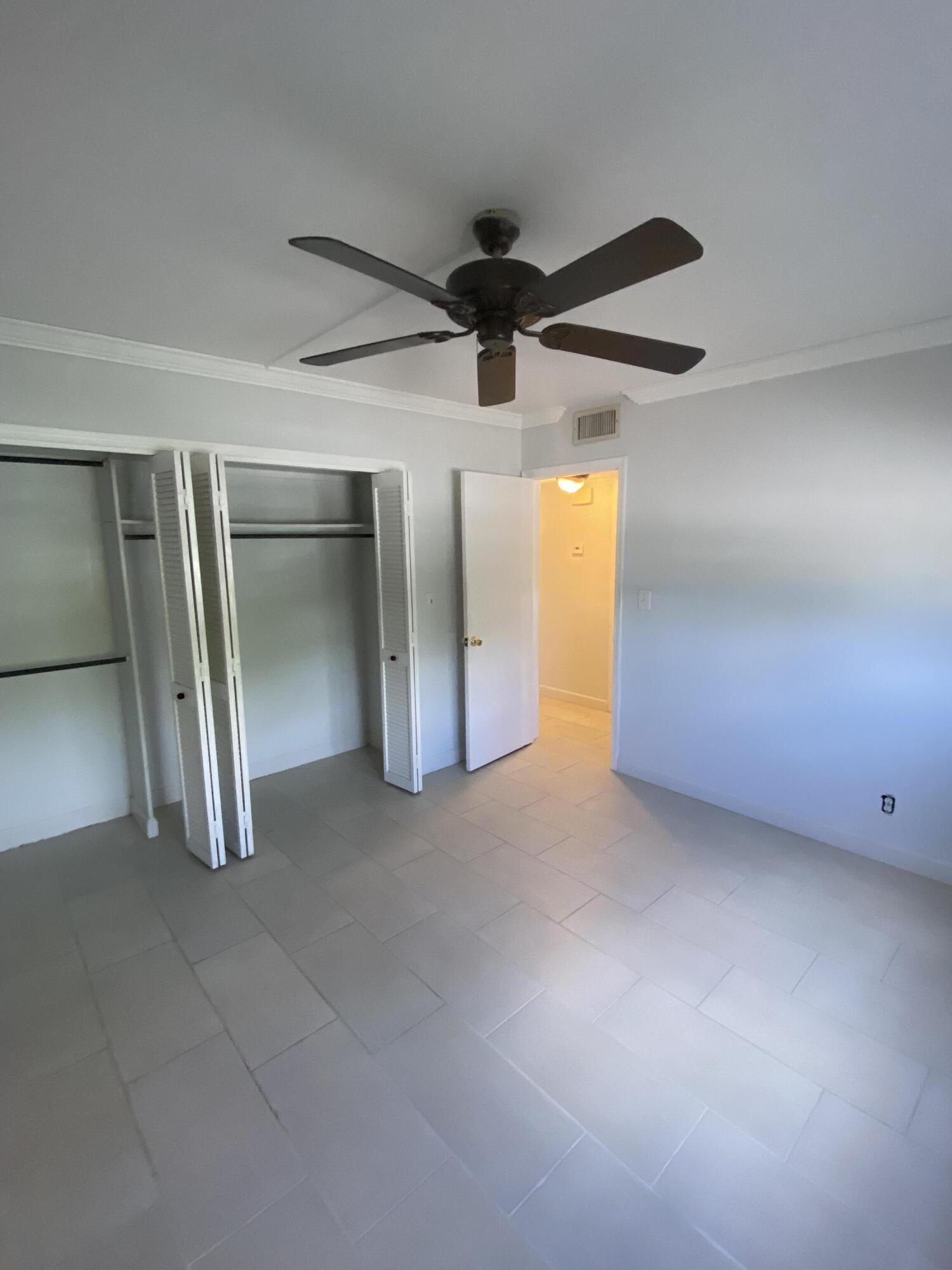 1952 Northeast 33rd Street Lighthouse Point, FL 33064 - Photo 11 of 14 IMG_4550