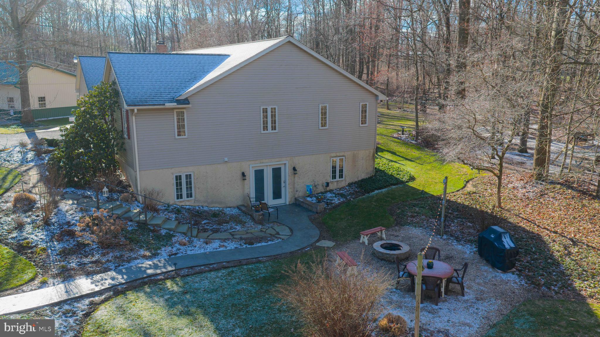 1624 Springville Road New Holland, PA 17557 - Photo 4 of 85