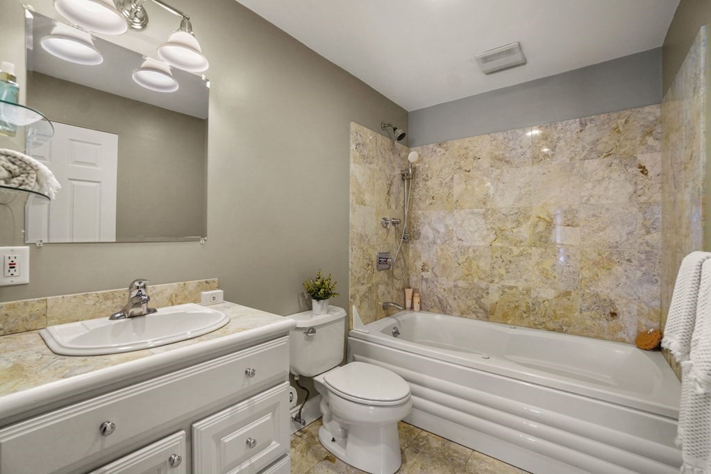 67 Rutland Street, Unit 1 Boston, MA 02118 - Photo 21 of 31 Gallery Image 21