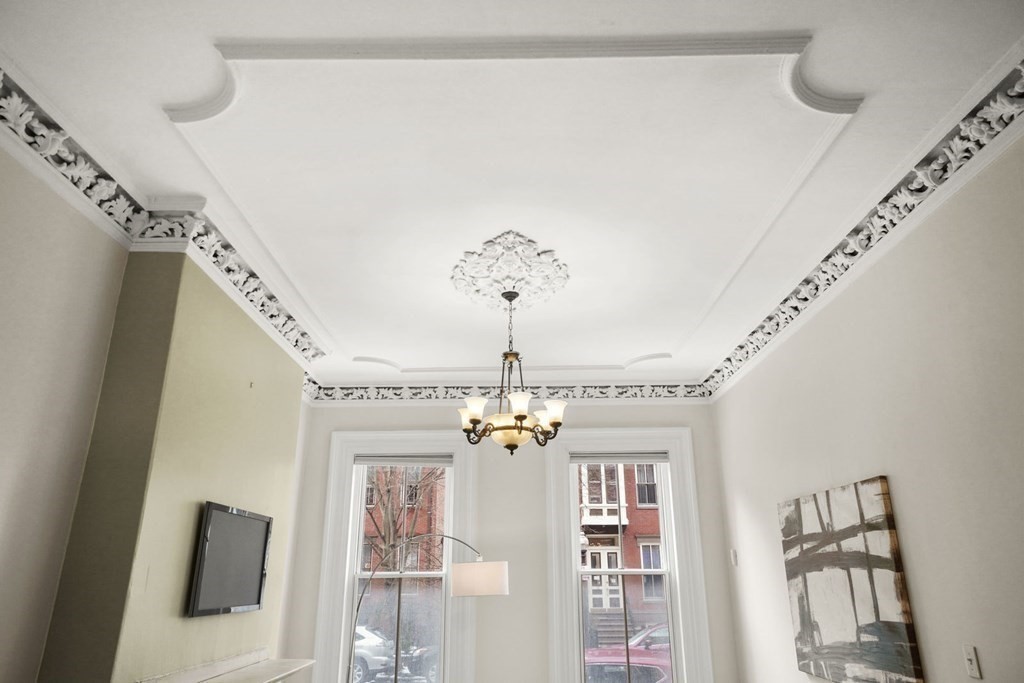 67 Rutland Street, Unit 1 Boston, MA 02118 - Photo 8 of 31 Gallery Image 8