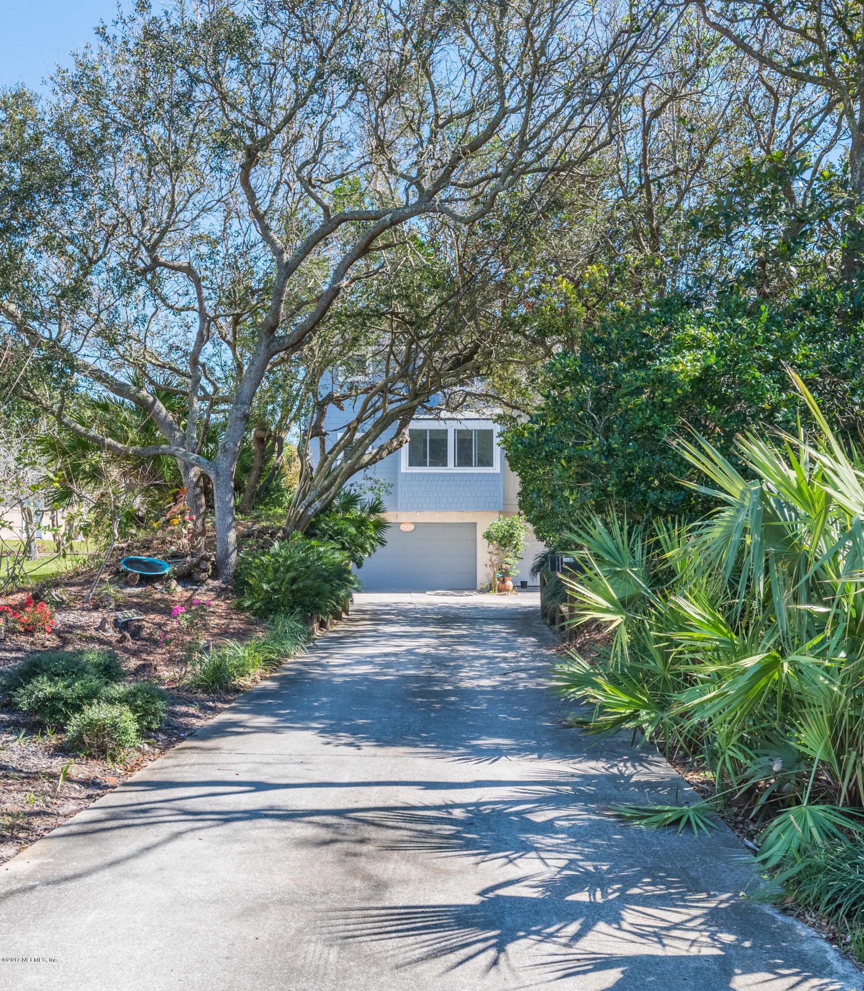 2139 Seminole Road Atlantic Beach, FL 32233 - Photo 1 of 30 Driveway Entrance