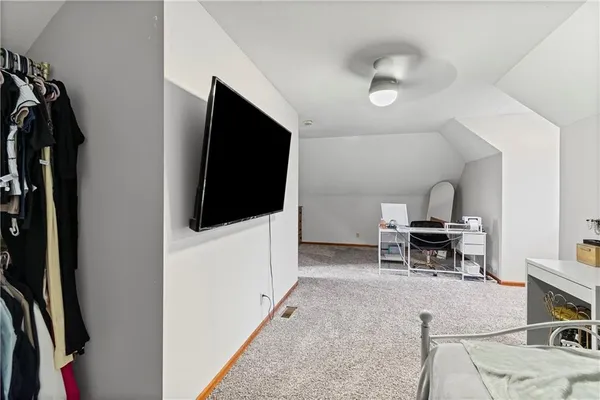 $850,000 | 9791 Leathers Road, Richmond, MO 64085