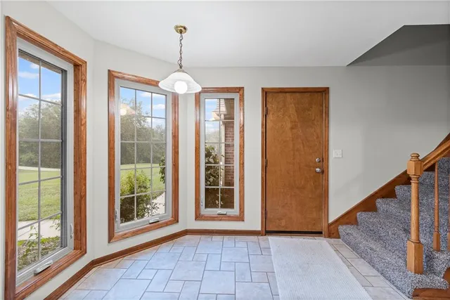 $850,000 | 9791 Leathers Road, Richmond, MO 64085