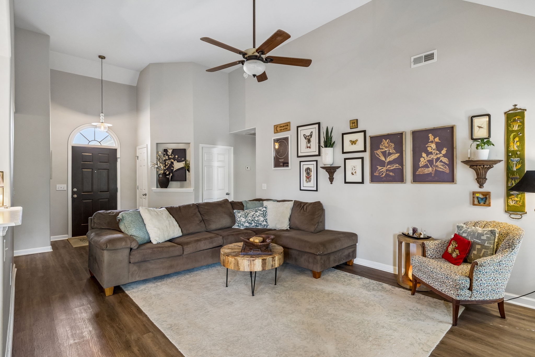 2012 Patrick Way Spring Hill, TN 37174 - Photo 7 of 29 Gallery Image 7