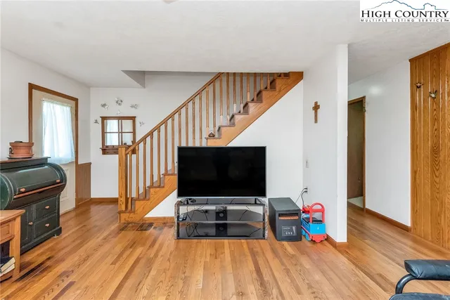 $470,000 | 1424 Fairview Church Road, Lansing, NC 28643