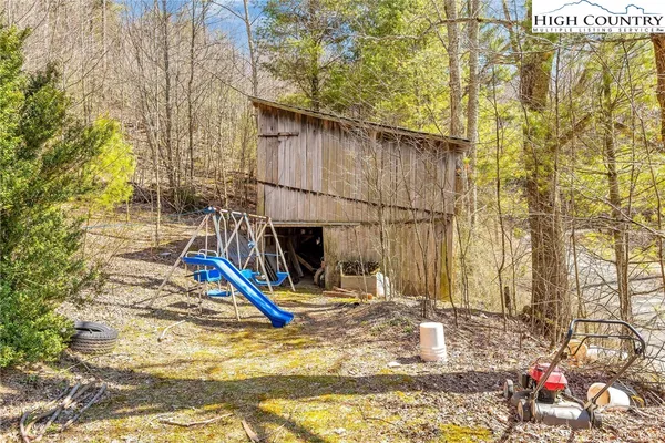 $470,000 | 1424 Fairview Church Road, Lansing, NC 28643