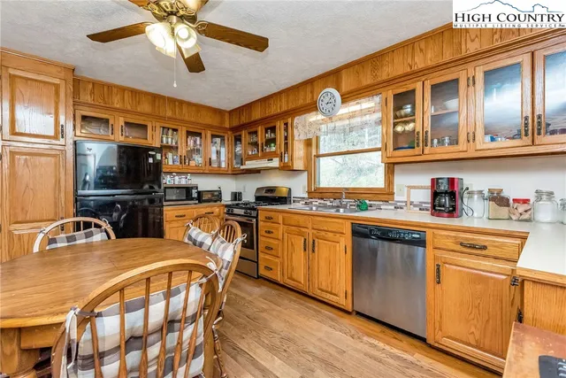 $470,000 | 1424 Fairview Church Road, Lansing, NC 28643