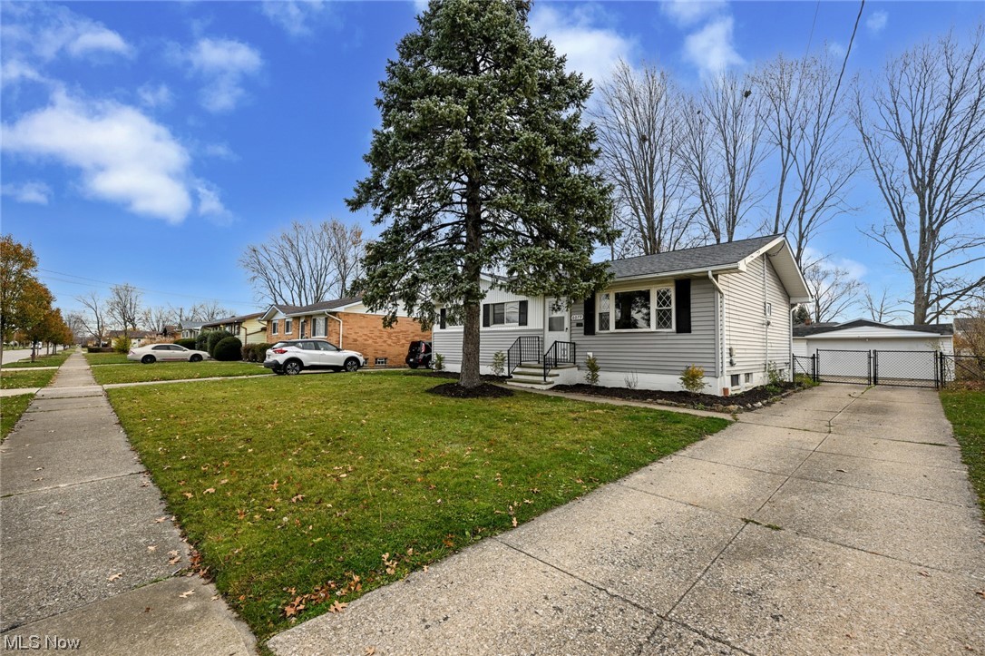 6079 Fry Road Brook Park, OH 44142 - Photo 35 of 35 Neighborhood view