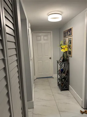 $325,000 | 506 Northwest 87th Avenue, Unit 406, Miami, FL 33172