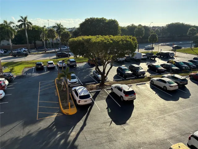 $325,000 | 506 Northwest 87th Avenue, Unit 406, Miami, FL 33172