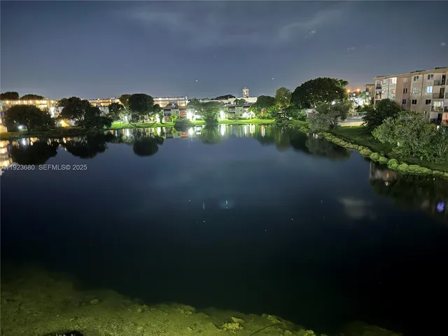 $325,000 | 506 Northwest 87th Avenue, Unit 406, Miami, FL 33172