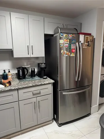 $325,000 | 506 Northwest 87th Avenue, Unit 406, Miami, FL 33172