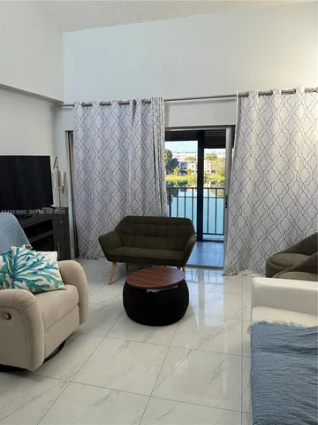 $325,000 | 506 Northwest 87th Avenue, Unit 406, Miami, FL 33172