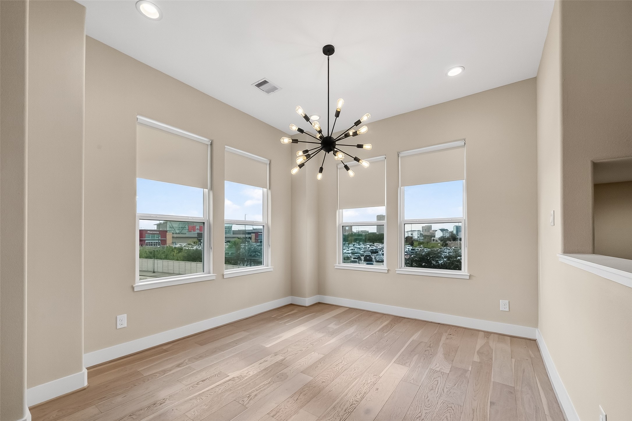 2511 North MacGregor Way Houston, TX 77004 - Photo 18 of 42 a view of an empty room with a window
