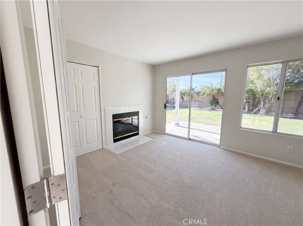 2565 West Fairview Drive Rialto, CA 92377 - Photo 3 of 22