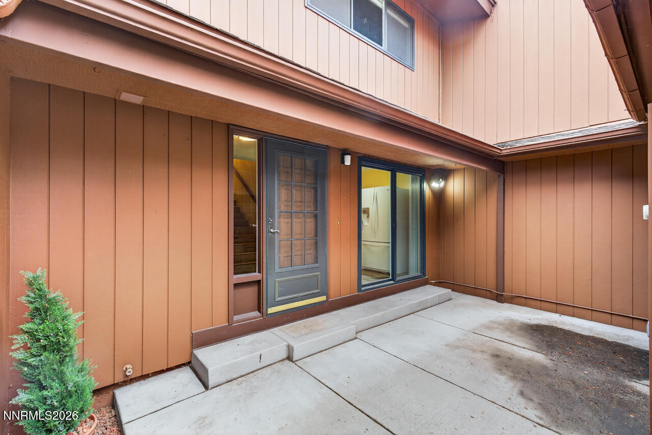 2016 Branch Lane Reno, NV 89509 - Photo 2 of 36 untitled-0036