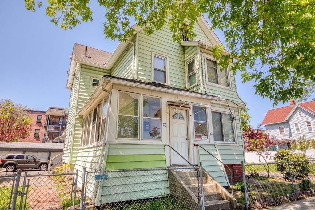 30 Adams Street Springfield, MA 01105 - Photo 19 of 23 a front view of a house