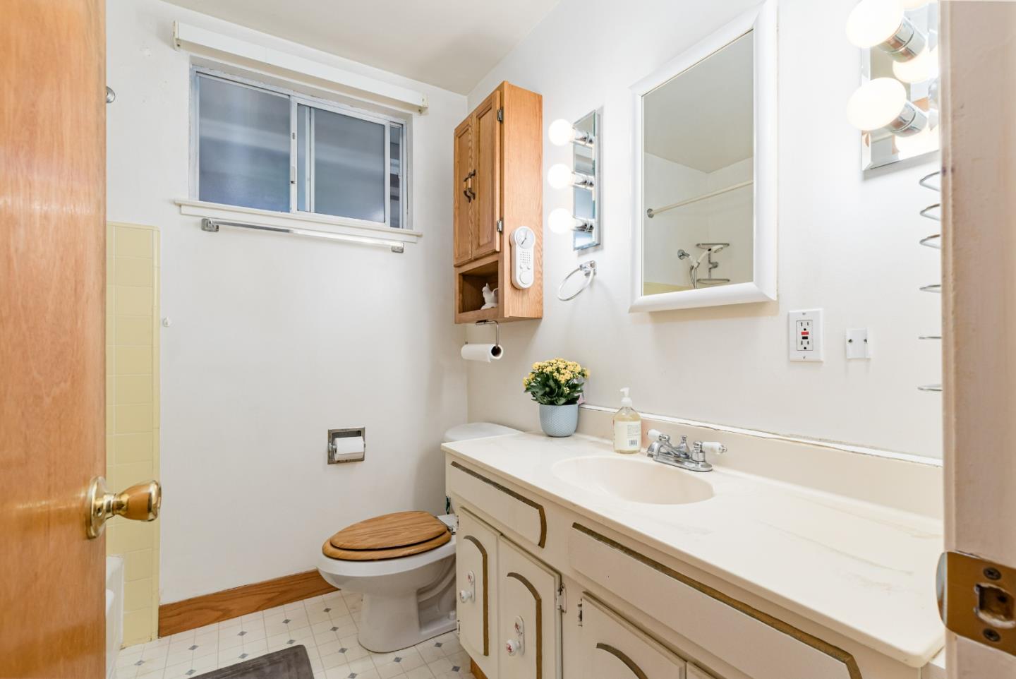 8020 Hihn Road Ben Lomond, CA 95005 - Photo 11 of 24 Gallery Image 11