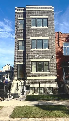 $1,395,000 | 4827 South St Lawrence Avenue, Chicago, IL 60615