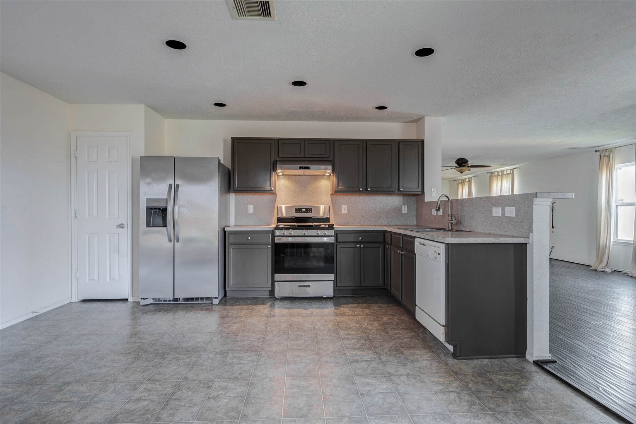 7706 Sagemark Ridge Drive Cypress, TX 77433 - Photo 12 of 49