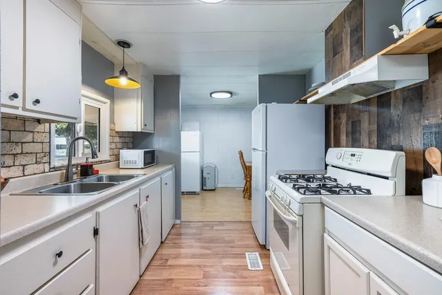 $122,900 | 2740 West Olive Avenue, Unit 48, Fresno, CA 93728