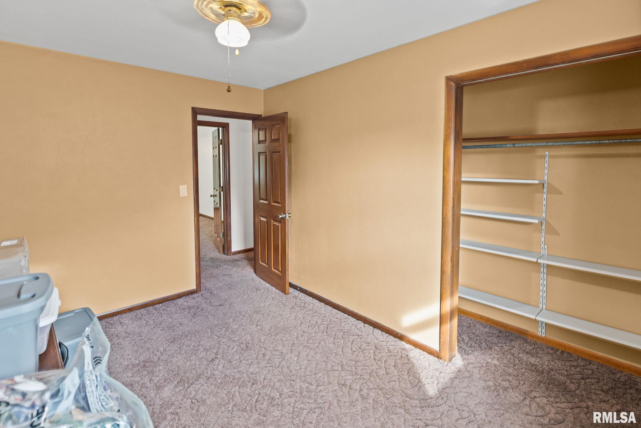 8 Ronnies Terrace Centralia, IL 62801 - Photo 16 of 44