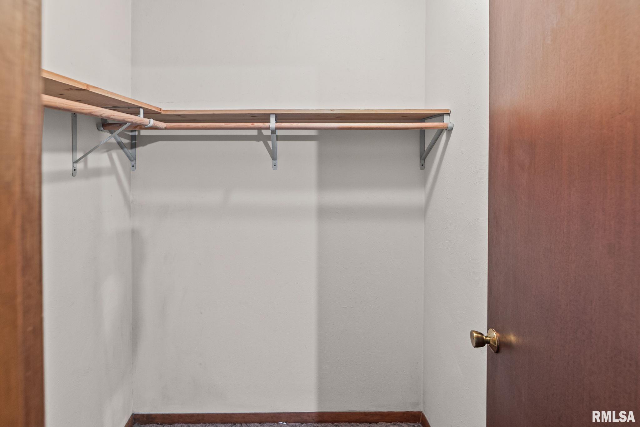 8 Ronnies Terrace Centralia, IL 62801 - Photo 19 of 44