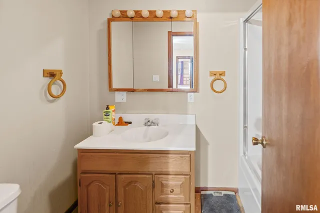 $154,000 | 8 Ronnies Terrace, Centralia, IL 62801