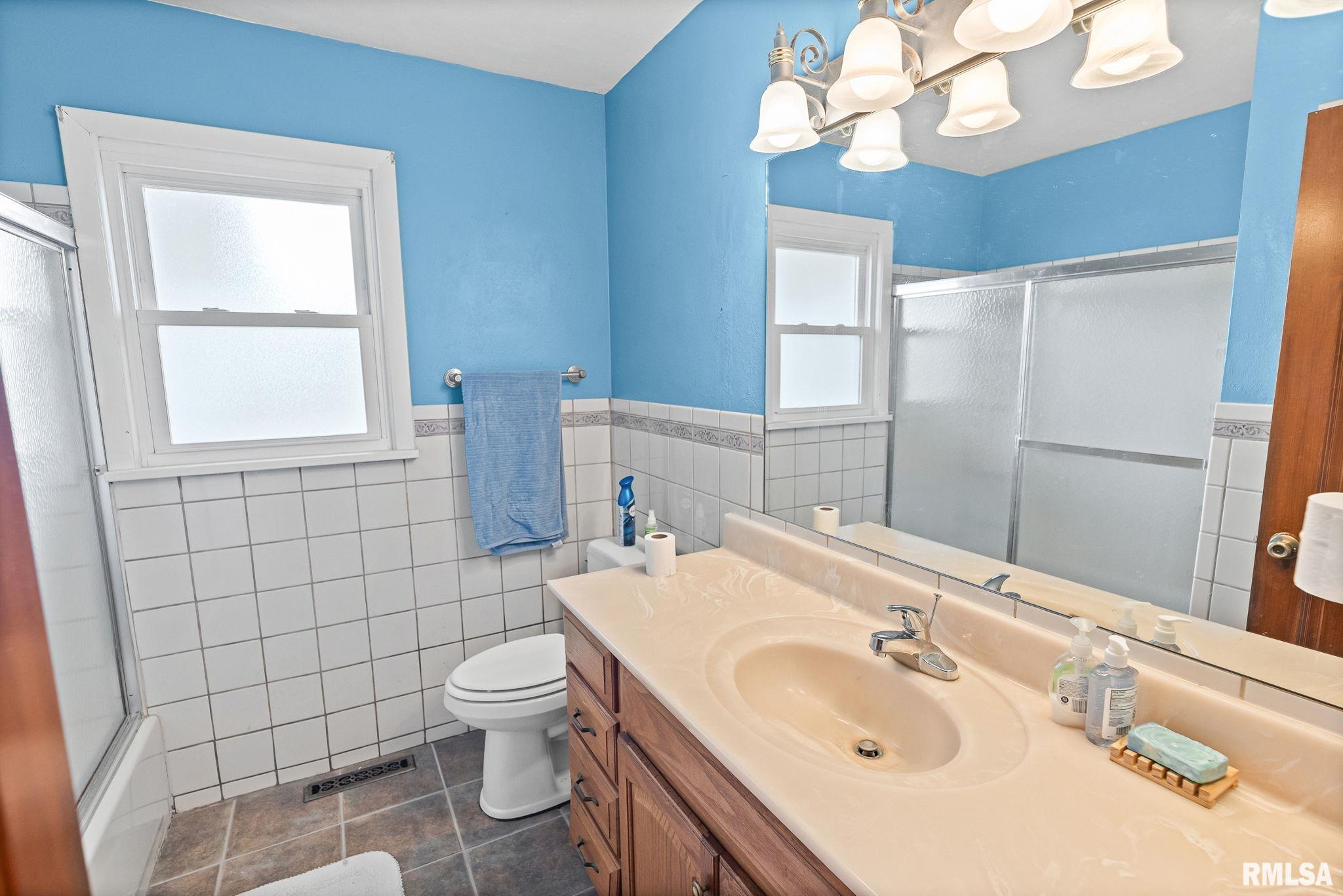 8 Ronnies Terrace Centralia, IL 62801 - Photo 38 of 44