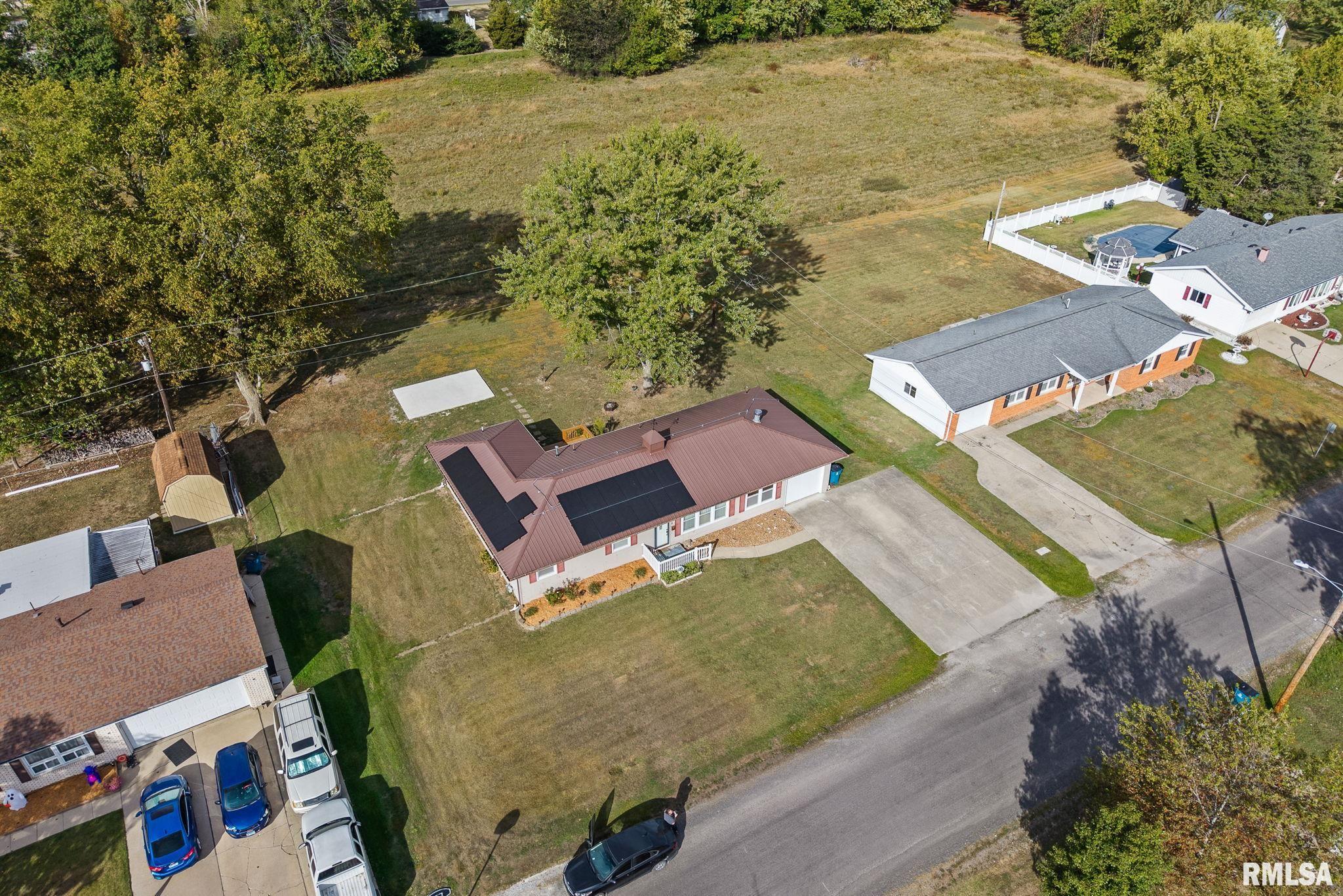 8 Ronnies Terrace Centralia, IL 62801 - Photo 42 of 44