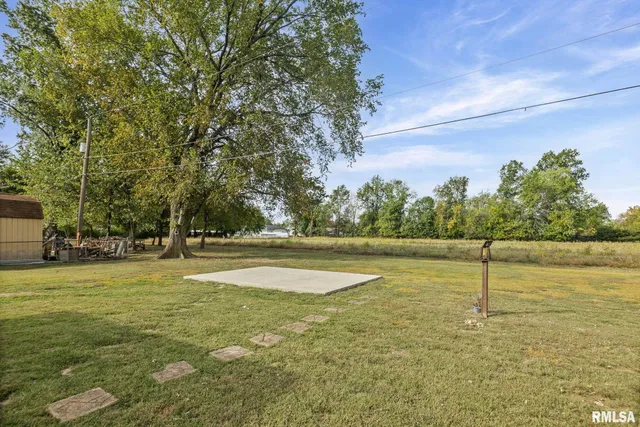 $155,500 | 8 Ronnies Terrace, Centralia, IL 62801