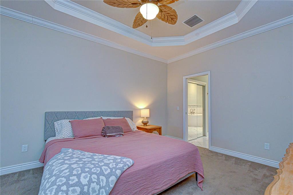 6069 Sandhill Ridge Drive Lithia, FL 33547 - Photo 15 of 42