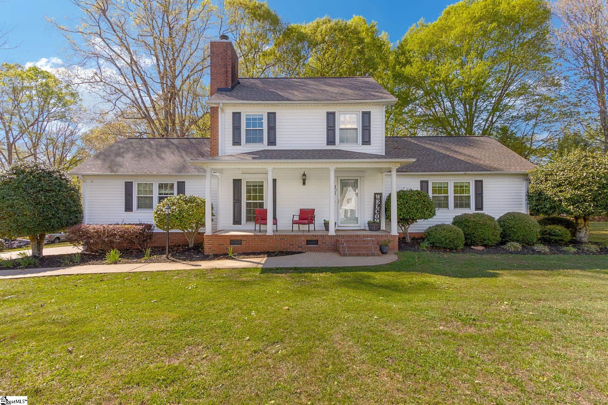 401 Hampton Road Liberty, SC 29657 - Photo 1 of 35