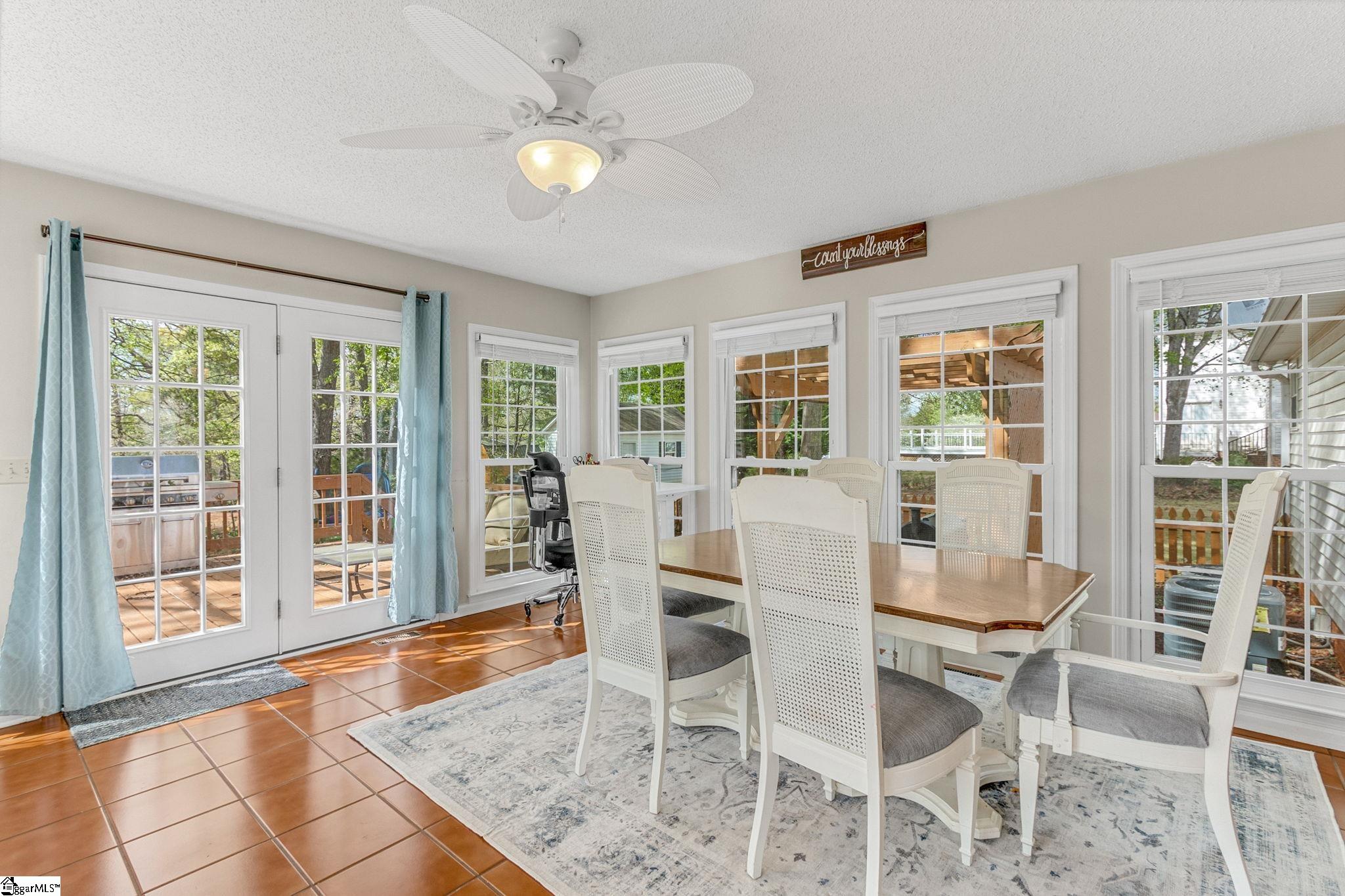 401 Hampton Road Liberty, SC 29657 - Photo 15 of 35