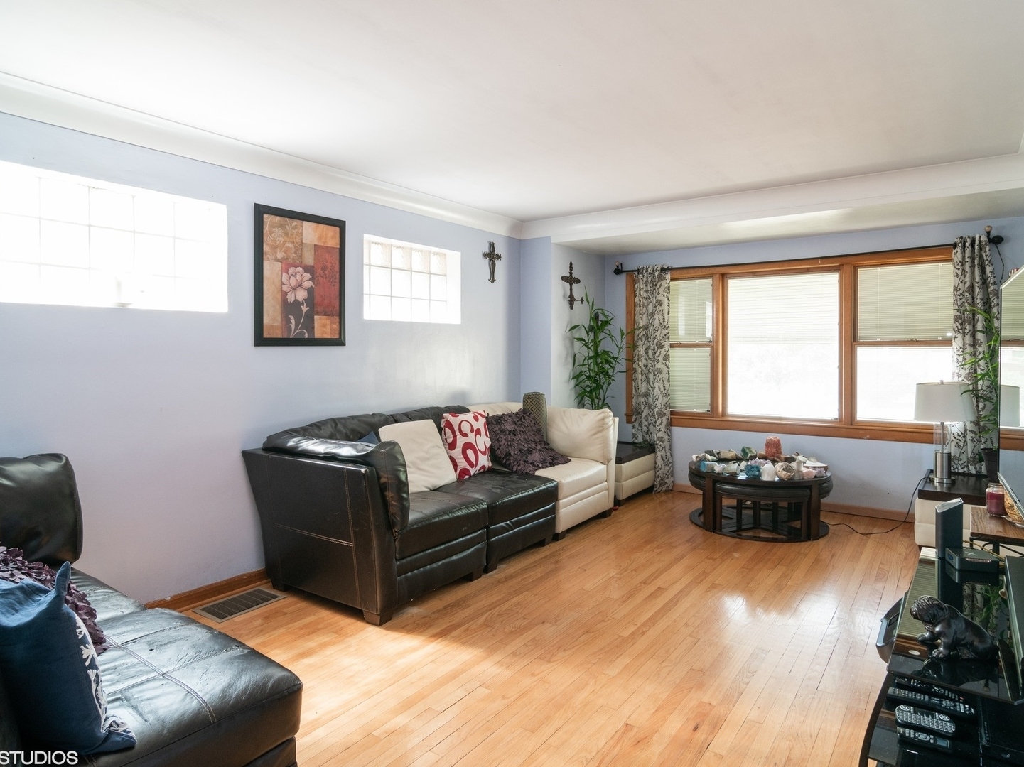 2419 Westover Avenue North Riverside, IL 60546 - Photo 4 of 18