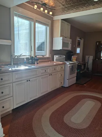 $545,000 | 5 Penniman Road, Bristol, ME 04554